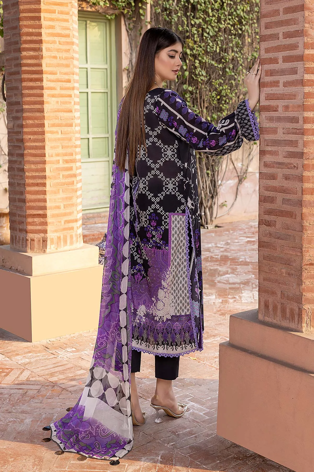 3-Pc Qaus C-Prints Printed Lawn Suit With Chiffon Dupatta QBW22-05-S