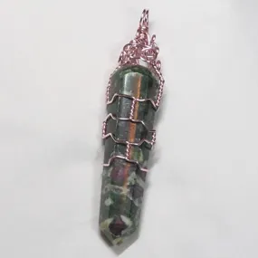 9j8528 - Ruby in Fuchsite with Kyanite