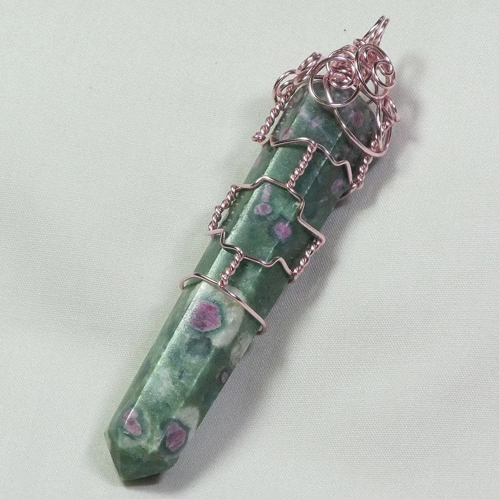 9j8684 - Ruby & Fuchsite with Kyanite