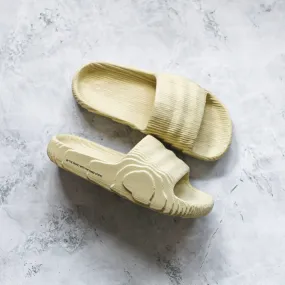 adidas Adilette 22 Slides Desert Sand