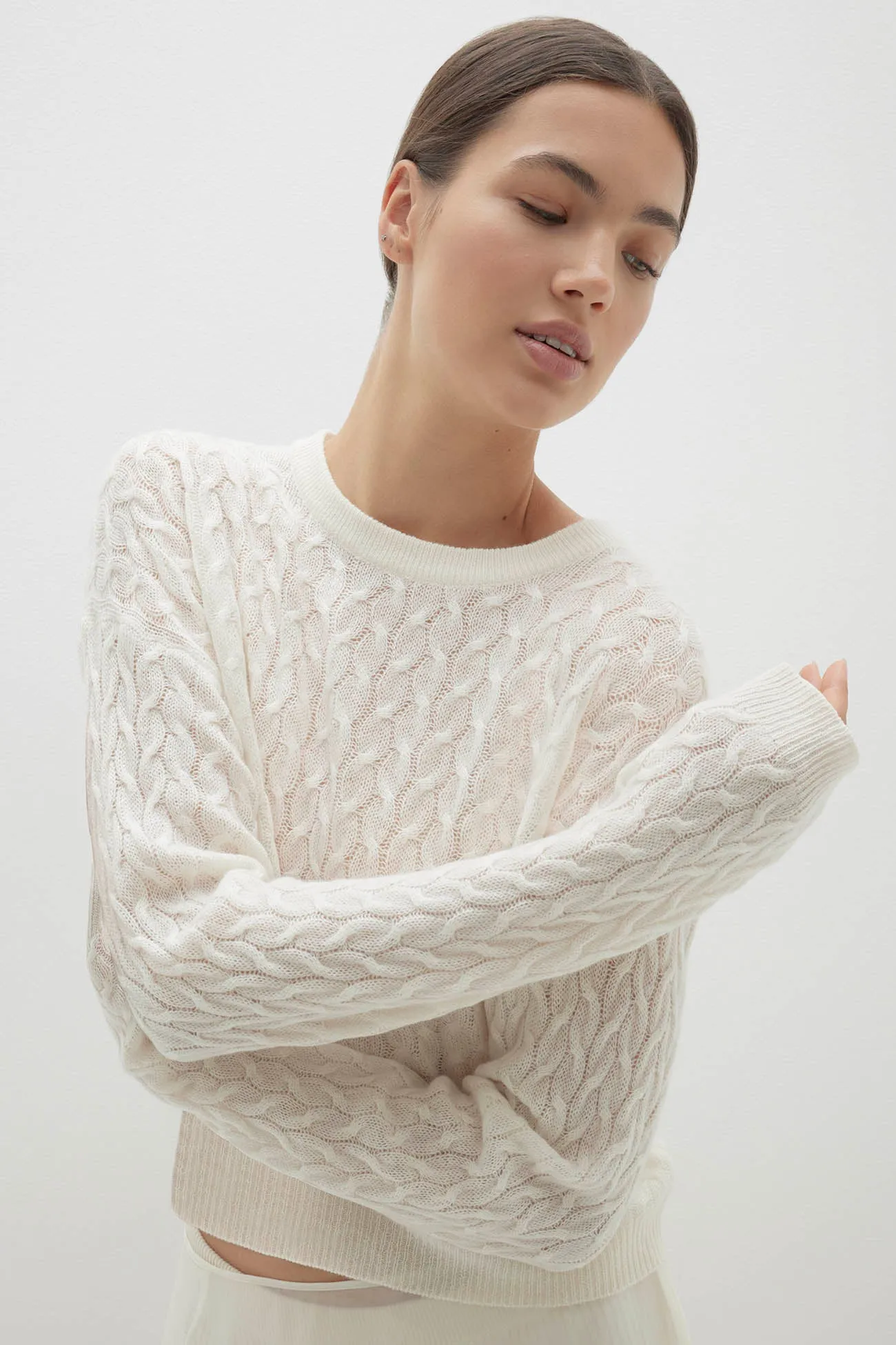 CHRISSY CABLE KNIT CROPPED SWEATER