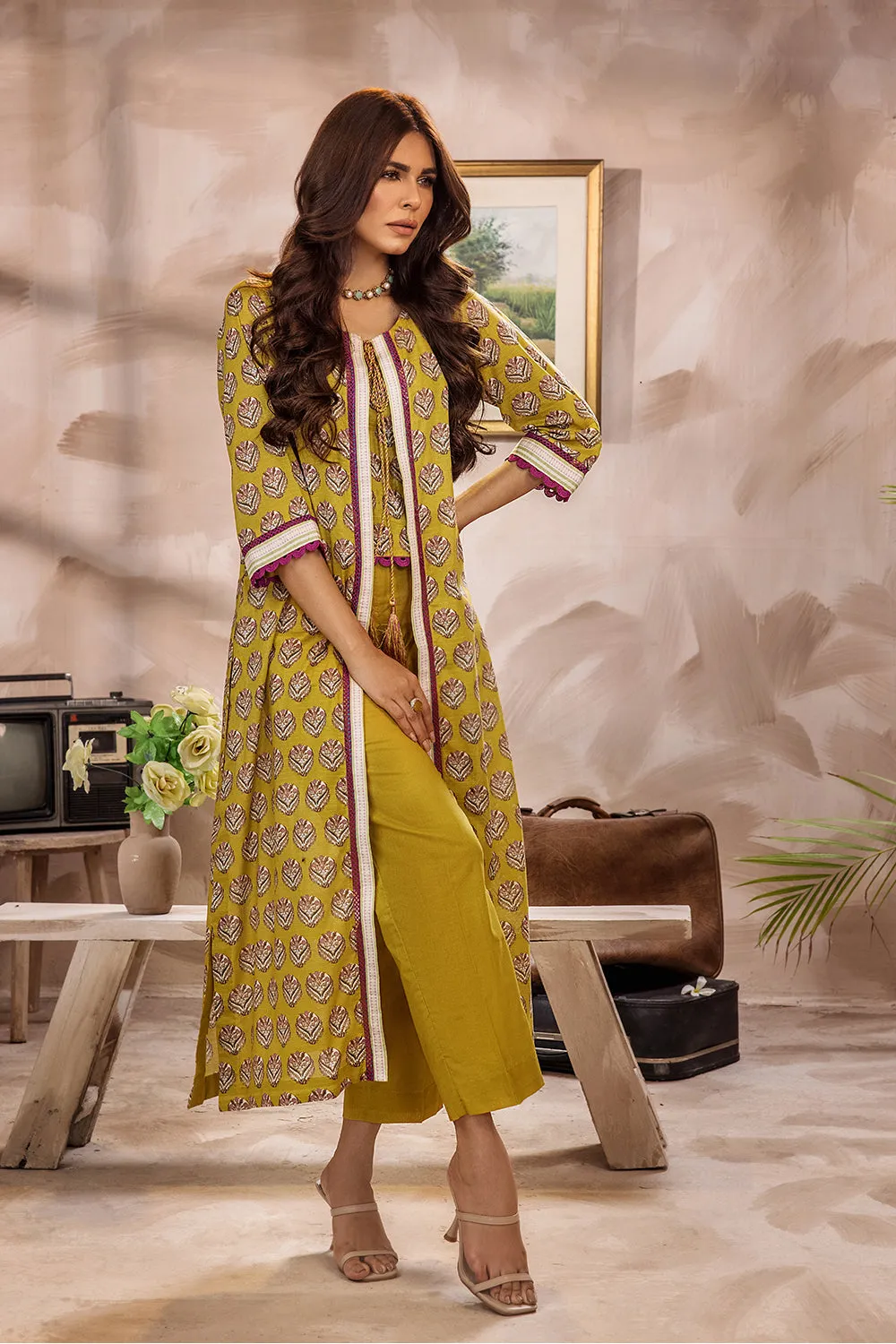 Safwa Safron Vol-03 Fine Digital Printed Lawn Unstitched 3Pc Suit SAF-28