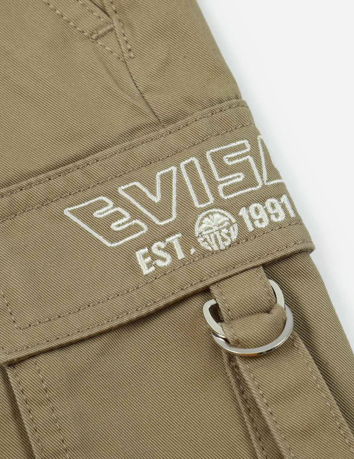 Seagull and Logo Embroidery Cargo Shorts