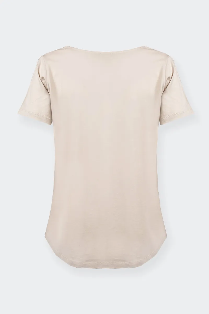 T-SHIRT OVER BEIGE